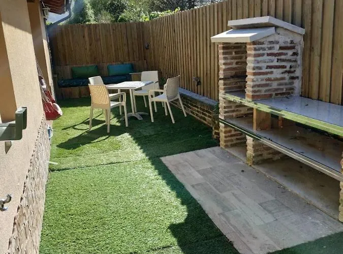 Jardines De Llanes *