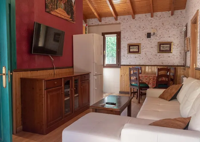 Jardines De Llanes *